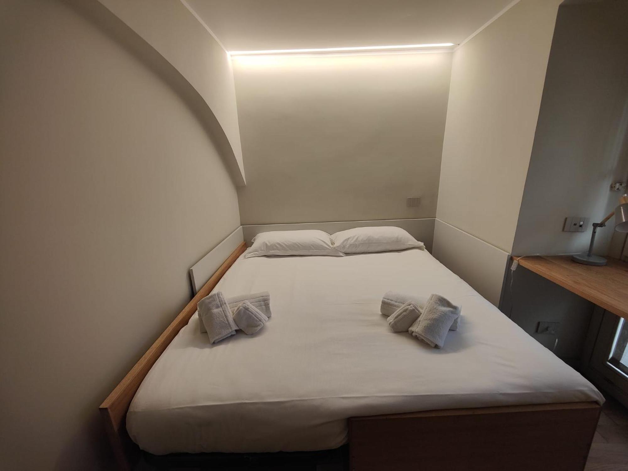 Crociferi Luxury Apartment 卡塔尼亚 外观 照片